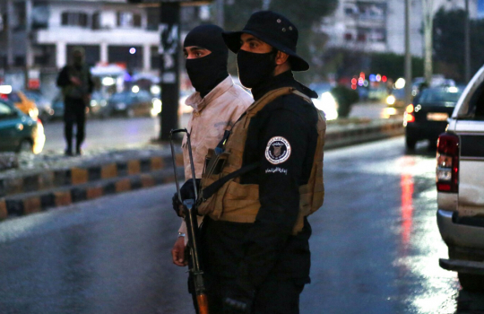 هل تنجح محاولات "داعش" في اختطاف سوريا من السلطة الانتقالية؟
